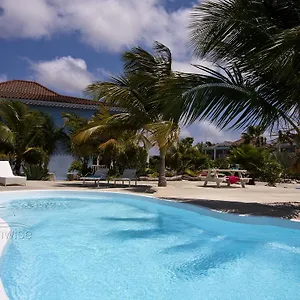 Ocean Blue Bonaire Playa